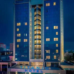 Hotel Titanic Port Bakirkoy *****