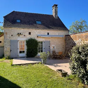 https://les-gites-du-villajou.midi-pyreneeshotels.com