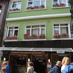 https://med-cezir-hotel.istanbul-turkeyhotels.com